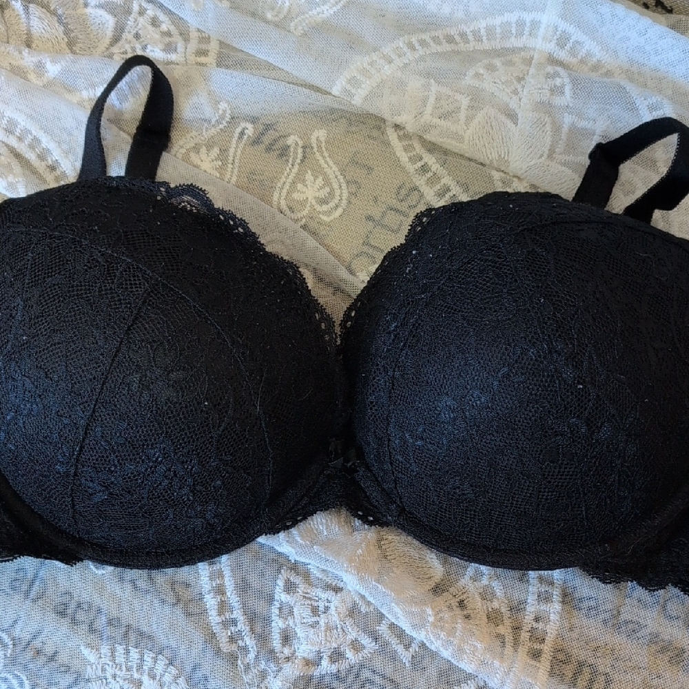 Torrid XO Boost Ultra Plunge Black Lace Bra
